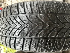 Dunlop SP Winter Sport 4D