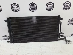 �������� ������������ Audi A1 2014 6R0820411M CAXA 6R0820411M ����