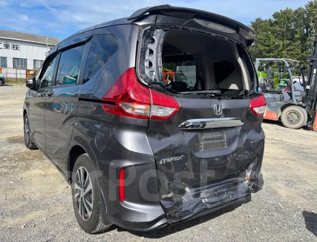 Honda Freed+. GP5, L15B ����