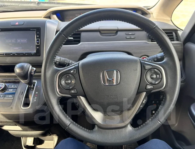 Honda Freed+. GP5, L15B ����