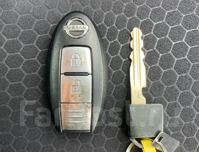 Nissan Juke. YF15, HR15DE ����