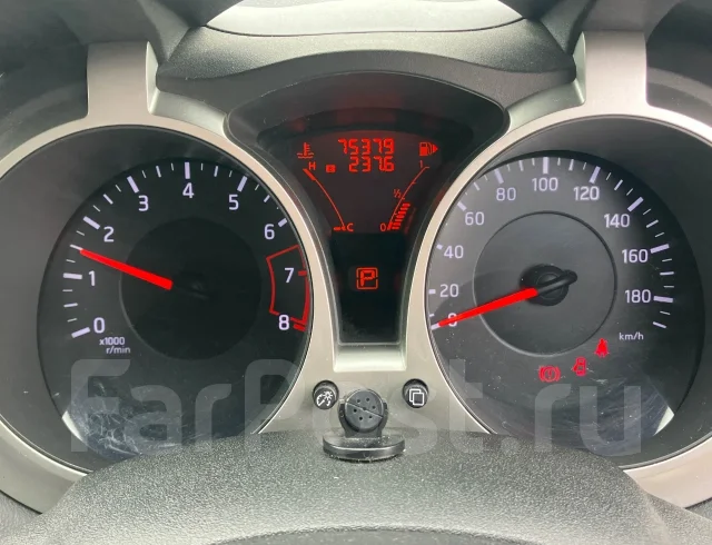 Nissan Juke. YF15, HR15DE ����