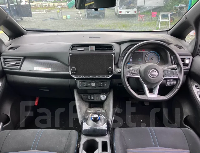 Nissan Leaf. ZE1, EM57 ����