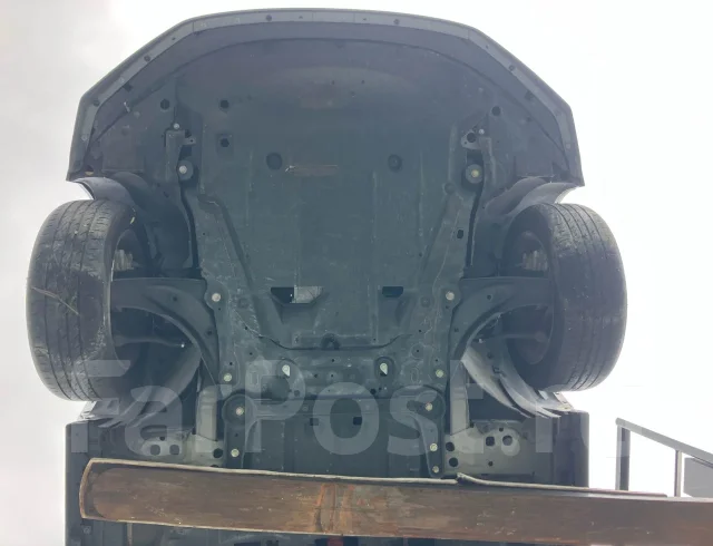 Nissan Leaf. ZE1, EM57 ����