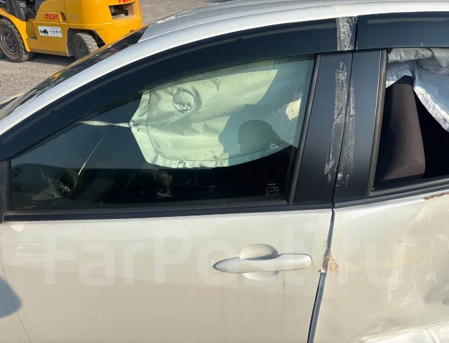 Toyota Yaris. KSP210, 1KRFE ����