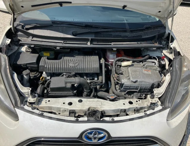 Toyota Sienta. NHP170, 1NZFXE ����