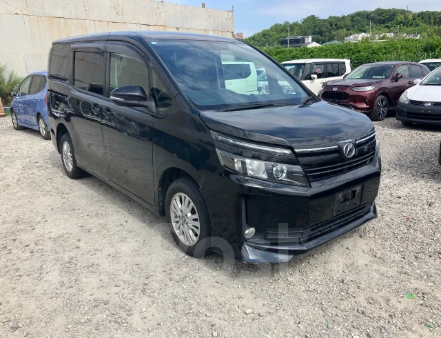 Toyota Voxy. ZRR80, 3ZRFAE ����