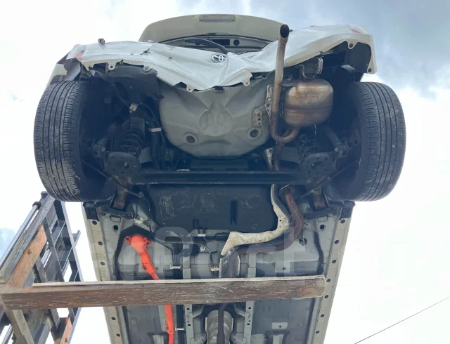 Toyota Aqua. NHP10, 1NZFXE ����