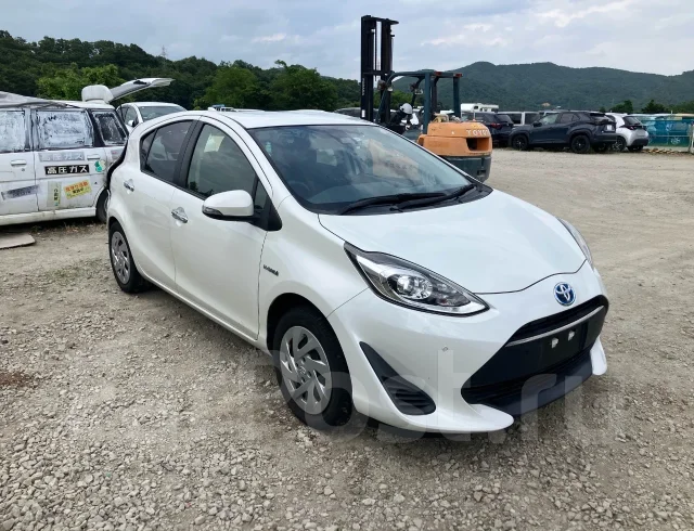 Toyota Aqua. NHP10, 1NZFXE ����
