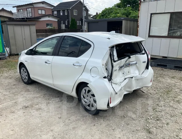 Toyota Aqua. NHP10, 1NZFXE ����