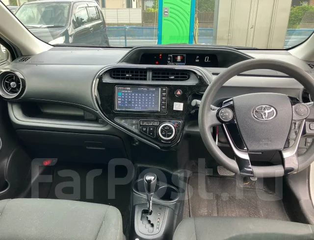 Toyota Aqua. NHP10, 1NZFXE ����