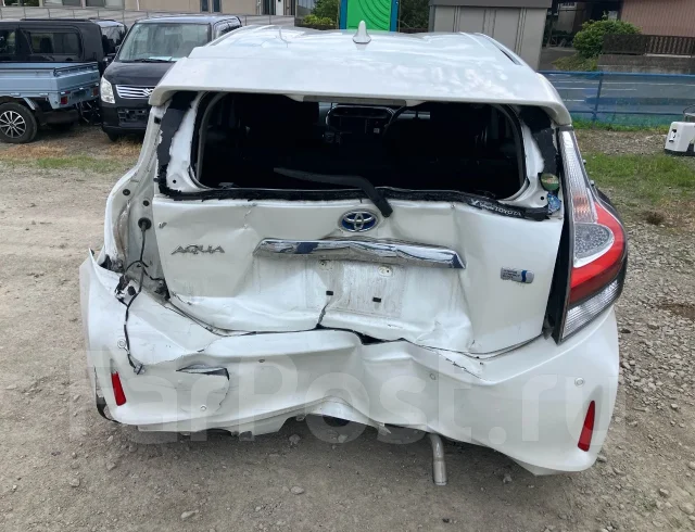 Toyota Aqua. NHP10, 1NZFXE ����