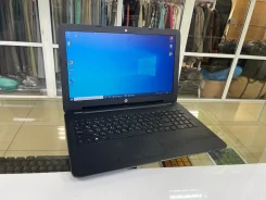 HP 255 G5. 15.6", 2����, ��� 4 ��, ���� 500���, WiFi: 1, Bluetooth: 1, ����������� �� 3��. ����