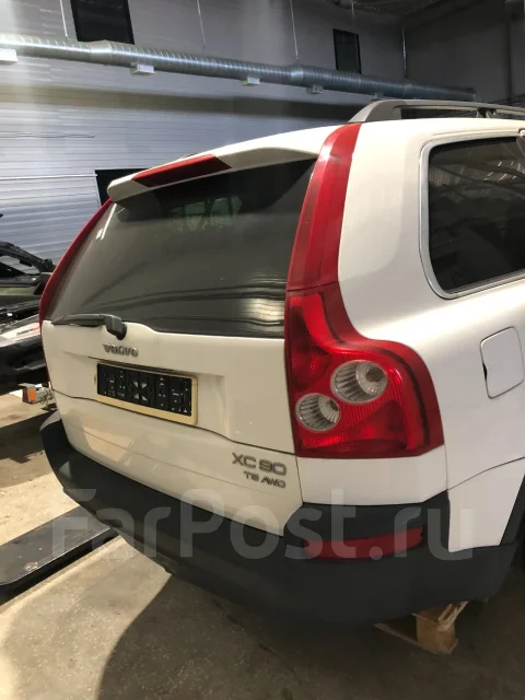 Volvo XC90 ����