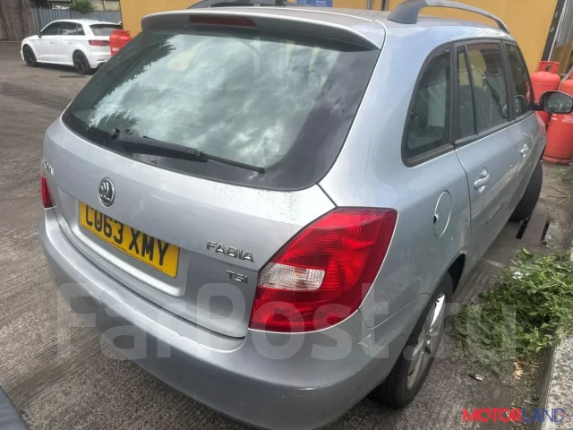 ������� Skoda Fabia 2007-2014 21407501 02T911023R ����