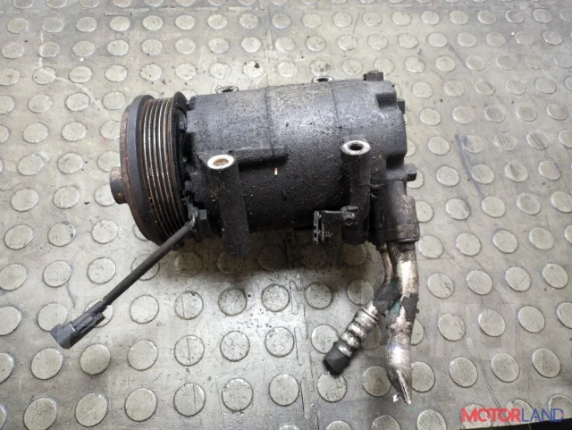 ���������� ������������ Ford Focus 2 2008-2011 21388906 1677171 ����