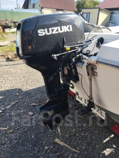 Suzuki. 30��.�., 2-�������, ����������, ���� S (381 ��), 2012 ��� ����