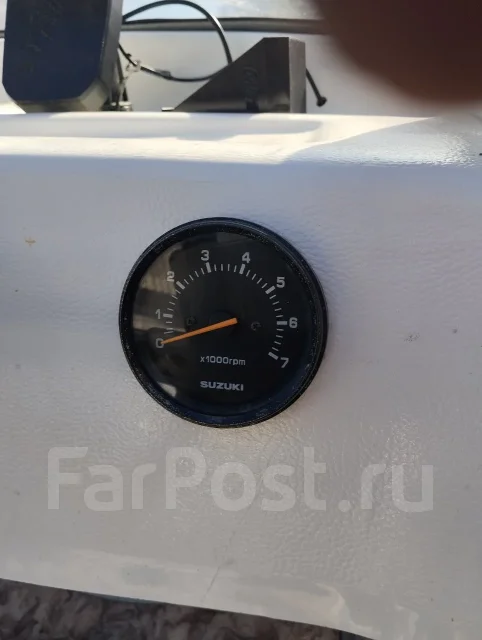 Suzuki. 30��.�., 2-�������, ����������, ���� S (381 ��), 2012 ��� ����