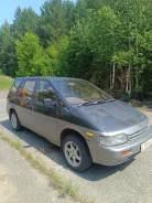 Nissan Prairie ����