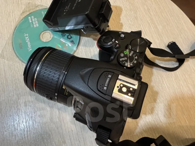 Nikon D5600. 20 � ����� ��, ���: 3� ����