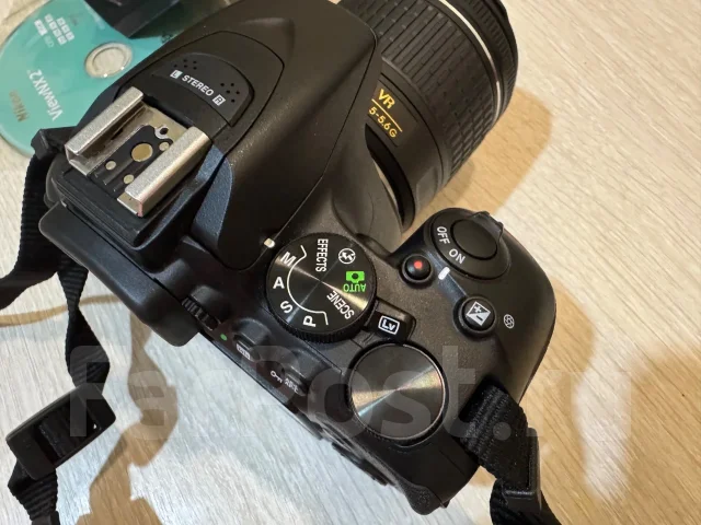 Nikon D5600. 20 � ����� ��, ���: 3� ����