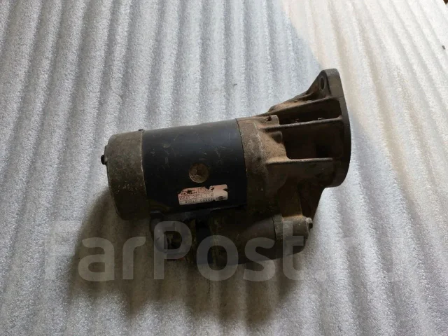 ������� Nissan 233000Y006 ����