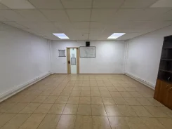 ������ ����� 49,14 �2 � 10 ������� �� ������ (�� ������������). 49.1��&sup2;, �������� 60-����� ������� 158, �-� ���������������, 3/4 ����, ��� ������...