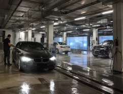 ������ ��������� ��� ��������� � ����� ������ ������ "Lunnar". 350��&sup2;, ����� ���������� 12�, �-� ��������, 1/4 ���� ����