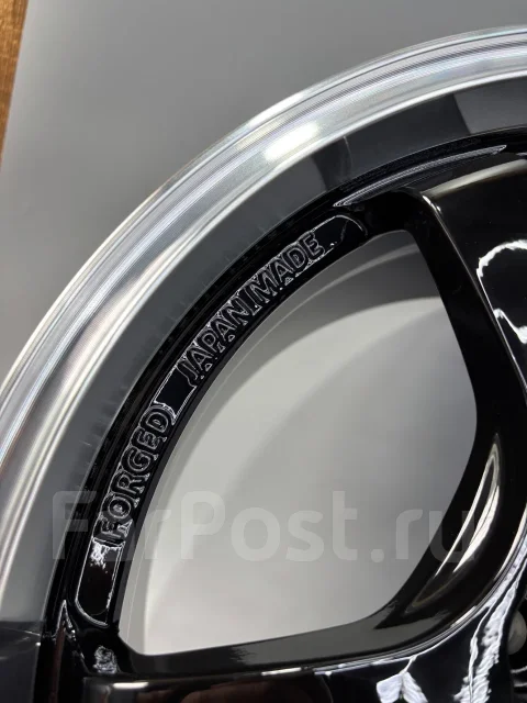 Advan Racing GT. 7.0x15", 4x100, ET35, �� 67,1���. ����