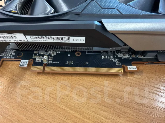 Radeon RX 5700 XT ����