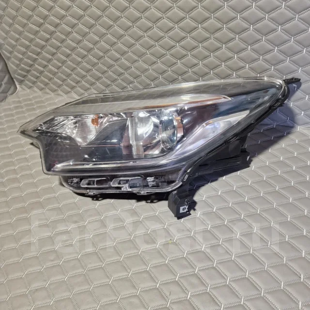 ���� ����� �������� Nissan Note E12 1933 1933 ����