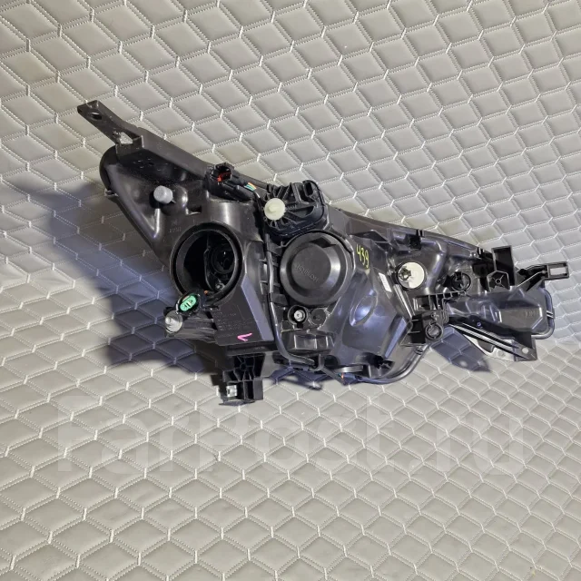 ���� ����� �������� Nissan Note E12 1933 1933 ����