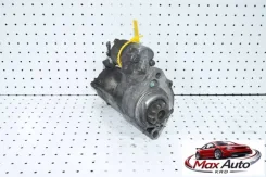 ������� Nissan Navara D23 23300EB71E ����