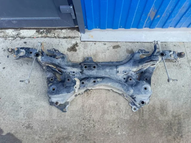 ����� ��� ��� Toyota Corolla E180 2013-2018 5120102102 5120102102 ����