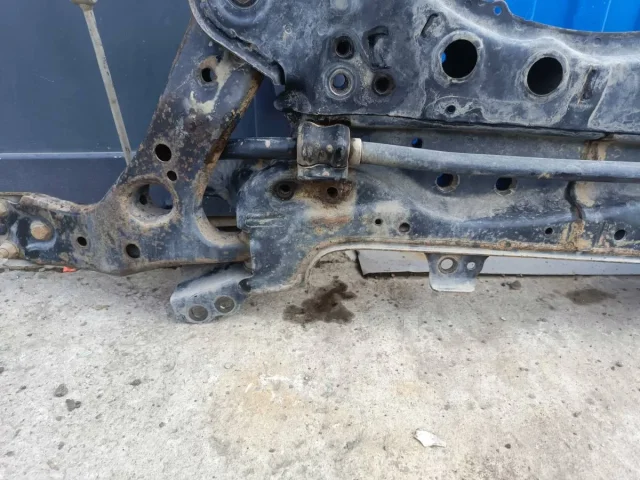 ����� ��� ��� Toyota Corolla E180 2013-2018 5120102102 5120102102 ����
