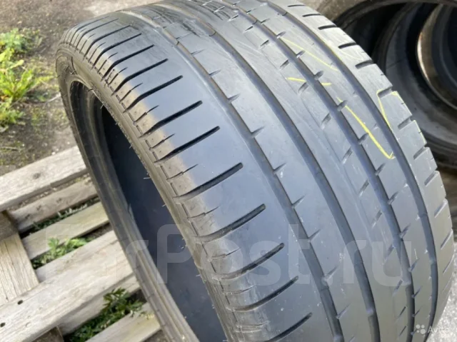 Pirelli P Zero Rosso