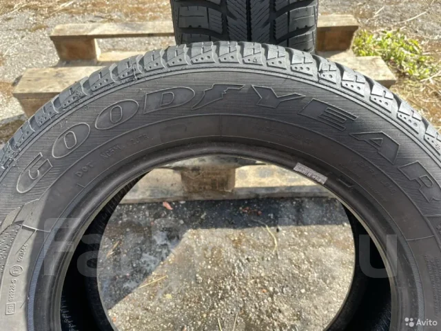 Goodyear Eagle Vector EV-2+
