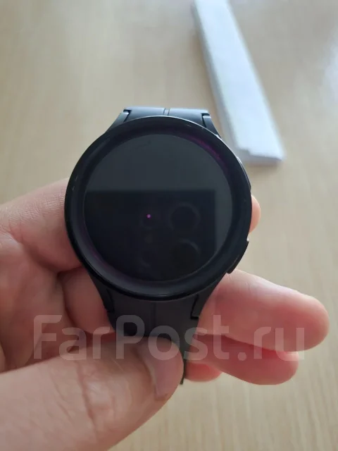 Samsung Galaxy Watch5 Pro. GPS, NFC, IP68 ����