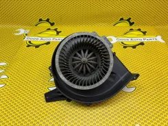 ����� ����� Volkswagen Polo 2018 6R1819015A 5 ���� CWVA 6R1819015A ����