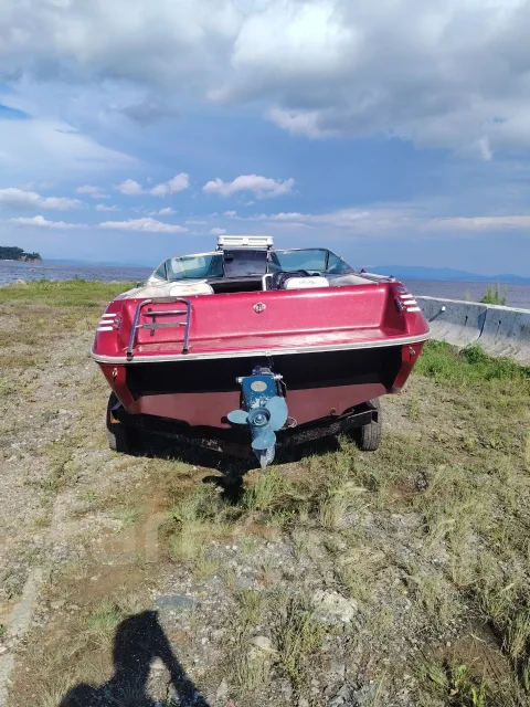 Searay. 1992 ���, ����� 6,5��., ��������� ������������, 230��.�., ������ ����