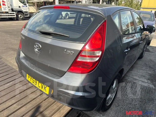 ������� Hyundai i30 2007-2012 21405759 361002A300 ����