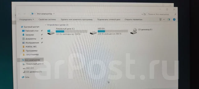 Dell Inspiron 5577. 15.6", 2,5����, ��� 16 ��, ���� 480���, WiFi: 1, Bluetooth: 1, ����������� �� 2��. ����