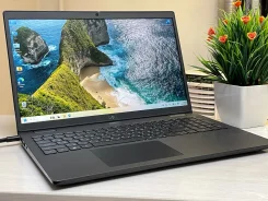 Dell. 15.6", ��� 16 ��, ���� 256���, WiFi: 1, Bluetooth: 1, ����������� �� 2��. ����