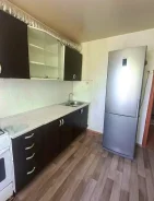 2-���������, ����� ��������� 3. ������� �����, ���������, 50,1���.��., 5/5 ���� ����