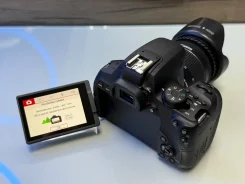Canon EOS 850D Kit ����