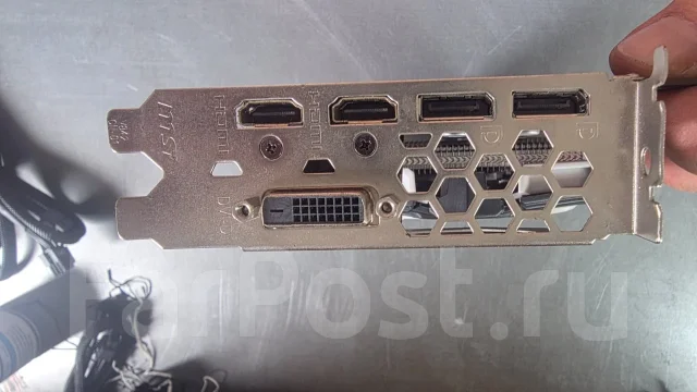 Radeon RX 570 ����