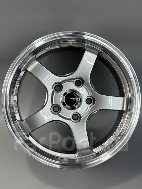 Advan Racing GT. 7.0x15", 5x114.3, ET35, �� 73,1���. ����