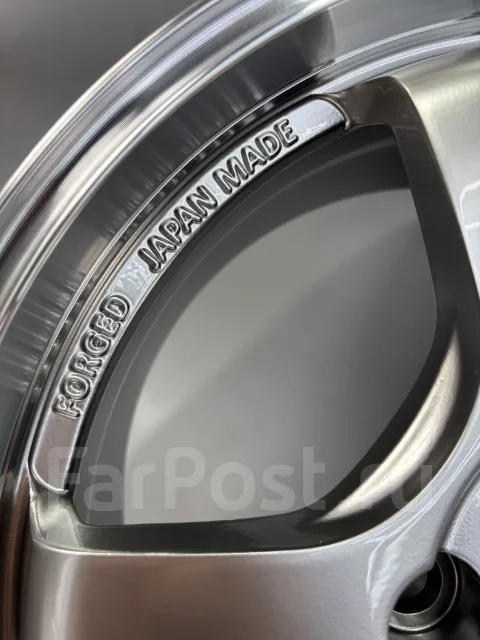 Advan Racing GT. 7.0x16", 5x100, ET35, �� 73,1���. ��� ����� �� ������������ ����