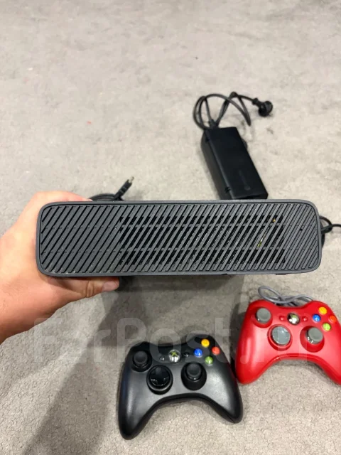 Microsoft Xbox 360 E ����