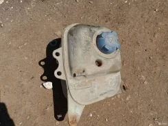 �������������� ����� Audi 80 B3 1986-1991 893121403 ����